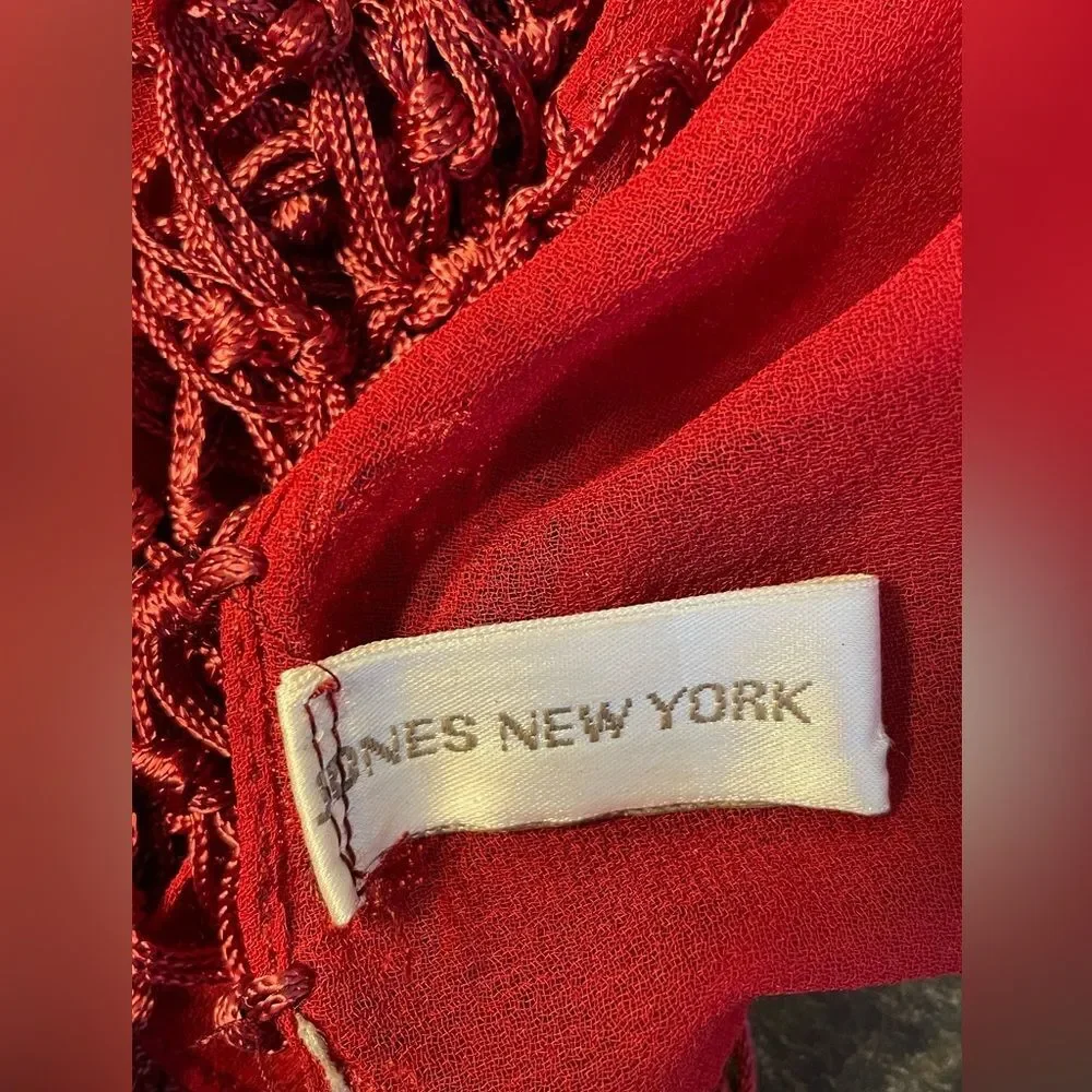 JONES NEW YORK LARGE SQUARE FRINGED SCARF/ WRAP 43” SQ
